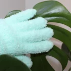 Leaf Cleaning Glove Green